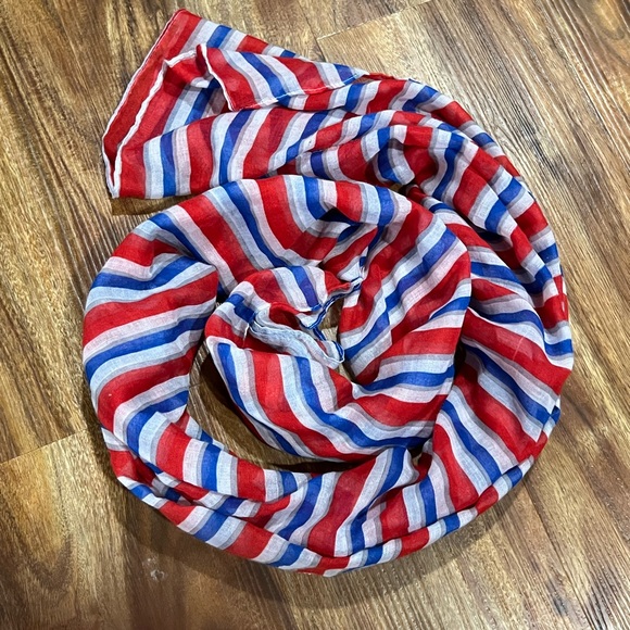 Scarf - Picture 2 of 3